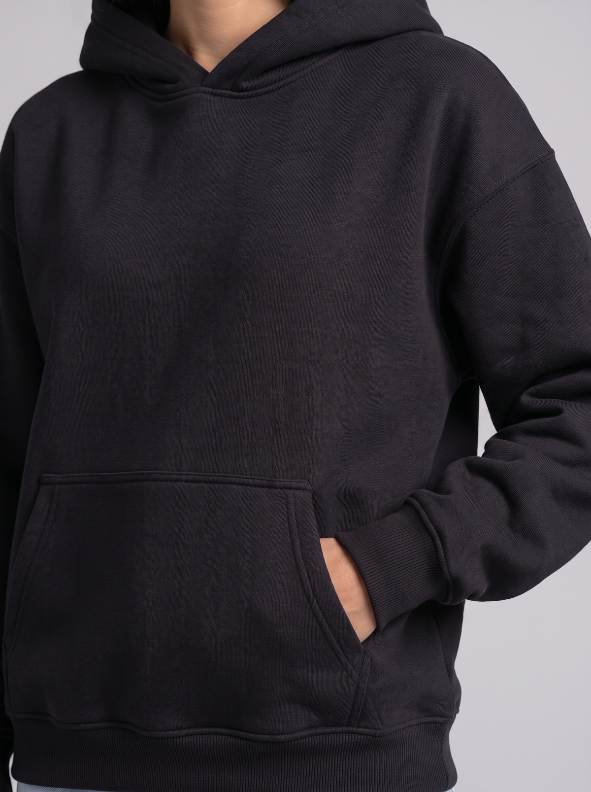 Oversized Hoodie - Black - Muse Detail