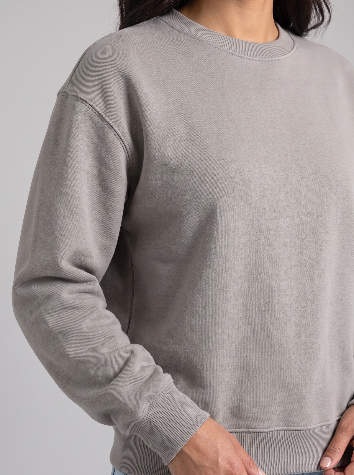 Boxy Crewneck - Grey - Muse Detail