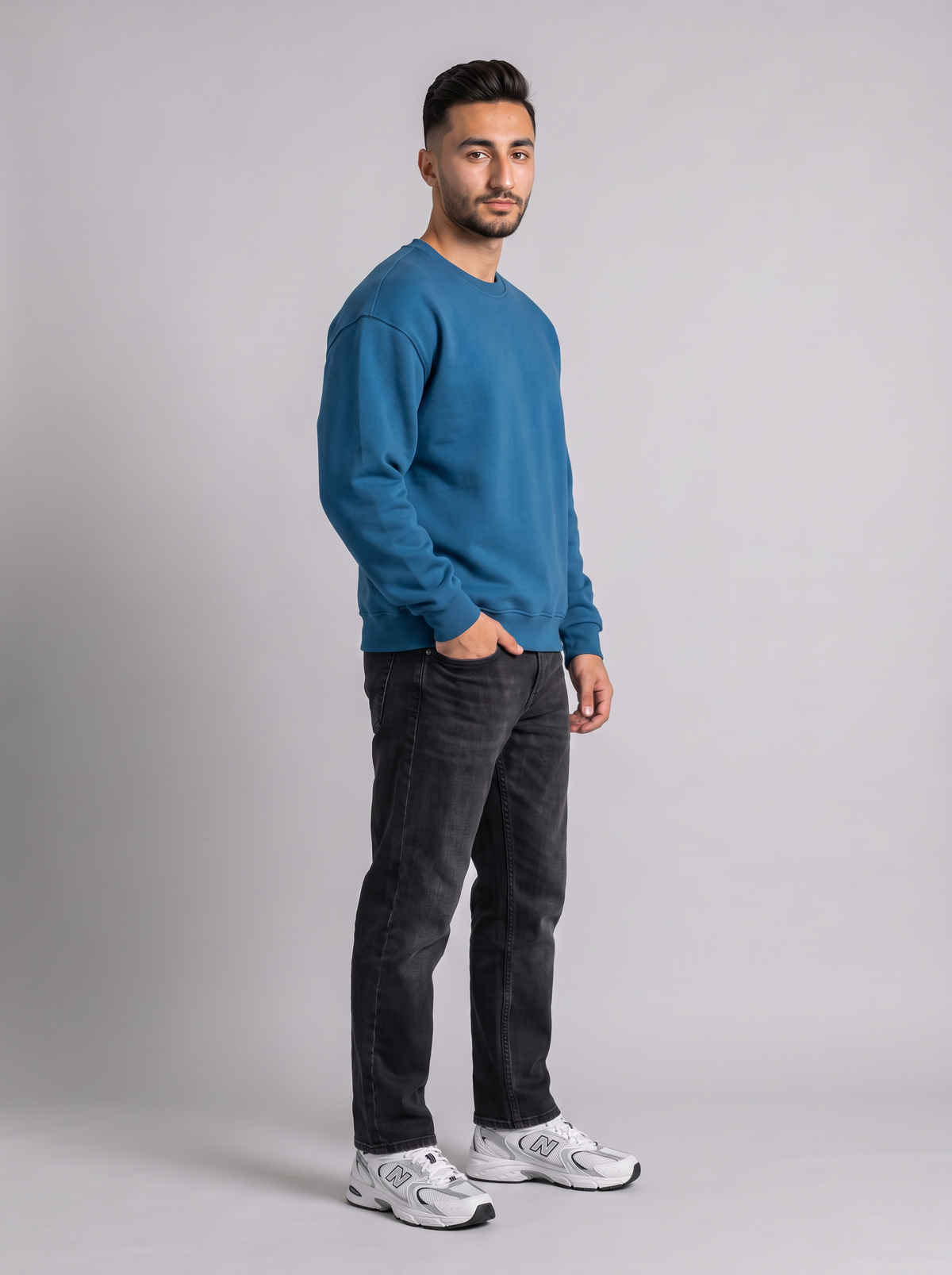 Boxy Crewneck - Blue - Hero 30 Degree